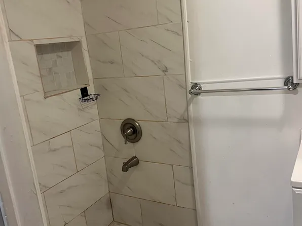 1511 46th Street image 13 of 13