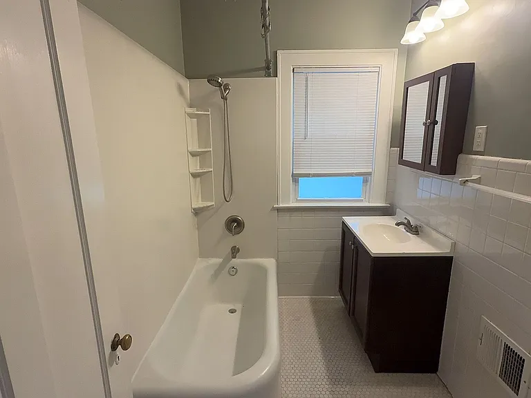 1849 Glendale Avenue — Photo 5