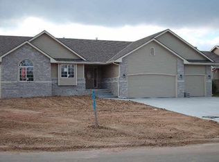 1010 S Glenmoor St, Wichita, KS 67207