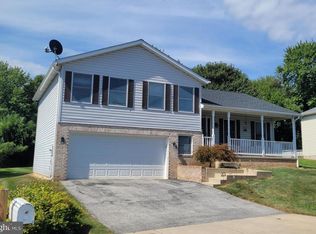 815 Snowfall Way, Westminster, MD 21157