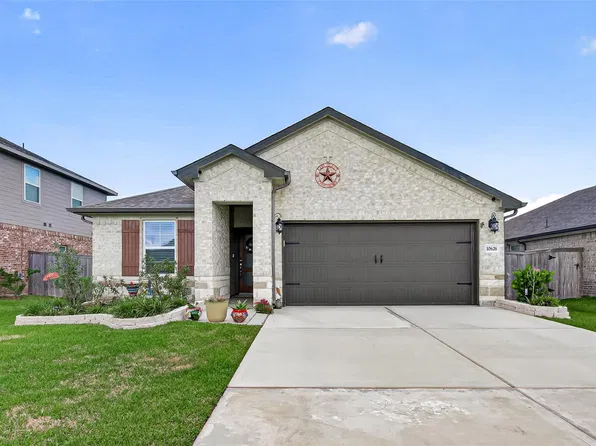 10626 Deussen Ln, Texas City, TX 77591