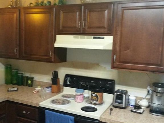2nd image of 2324 Nansen Ave