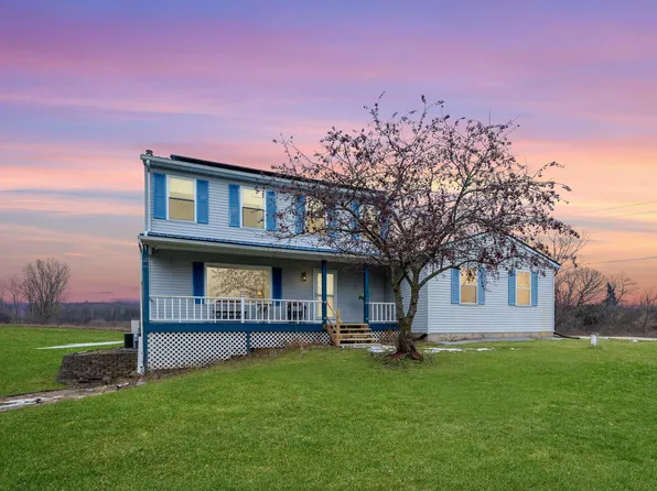5074 Sawmill Lake Rd, Ortonville, MI 48462
