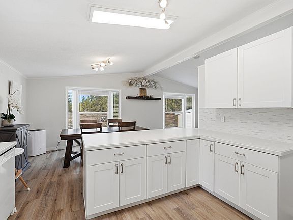 4th image of 25224 S Carman Rd