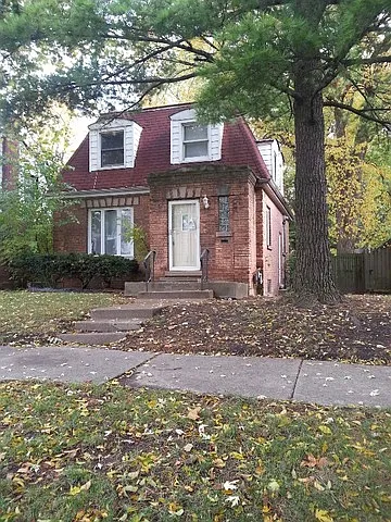 14427 S Clark St photo 1