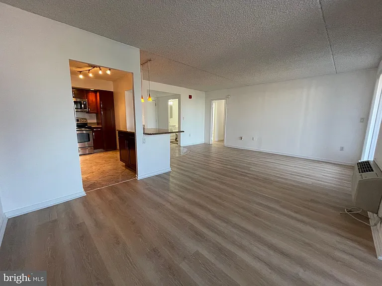 530 S 2nd St #501-502 — Photo 6