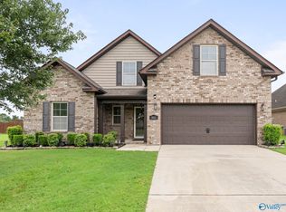 3002 Monterey Dr SW, Decatur, AL 35603