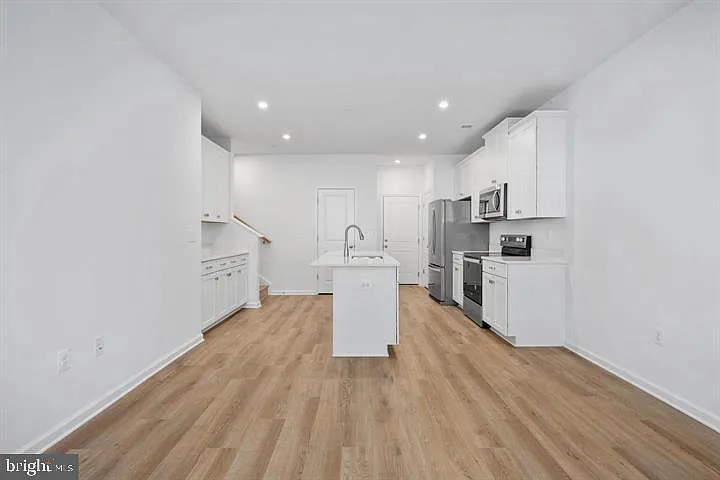 2528 Neabsco Common Pl — Photo 22