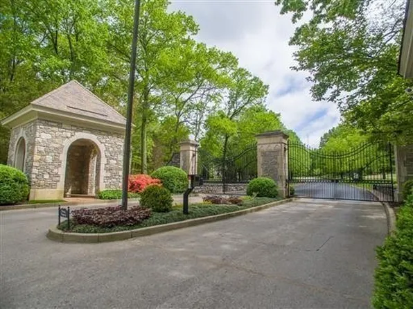 20 Annandale, Nashville, TN 37215