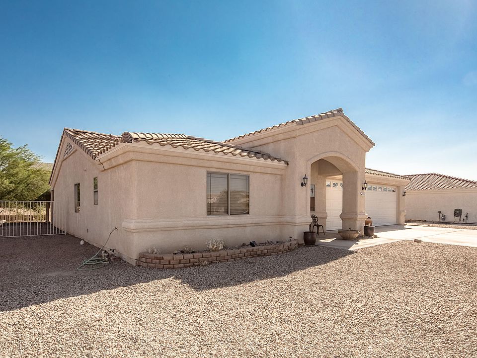 1st image of 3207 Gatewood Dr