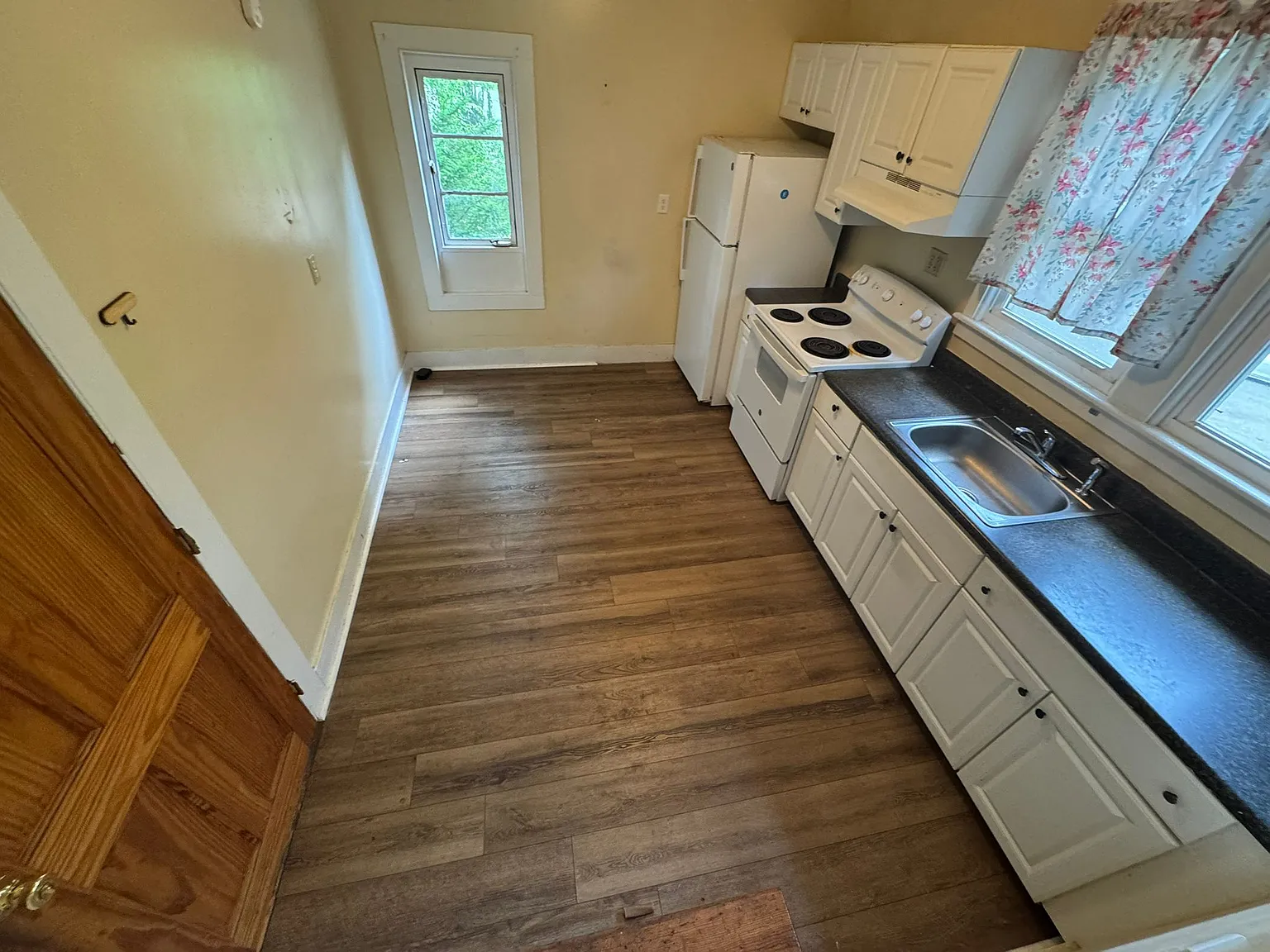 2 bed, $1,650 — Photo 1