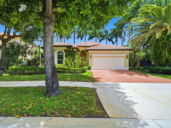 4th image of 13663 SW 50th Street