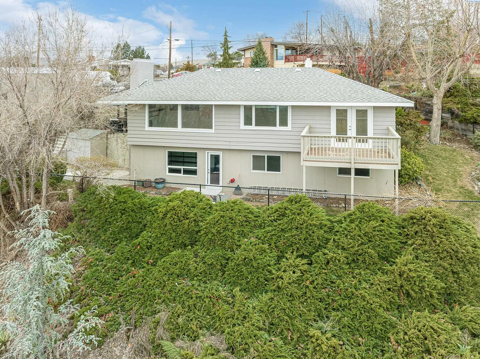 2609 S Cascade Pl photo 1