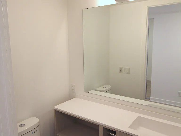 100 Queen St E #2205 — Photo 10