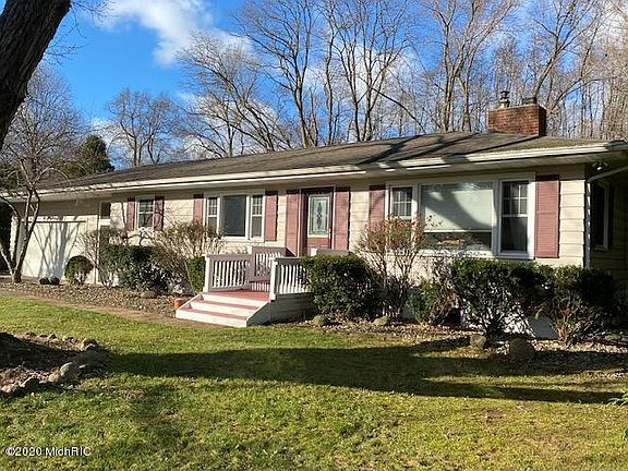 2nd image of 6825 Rosemary Dr