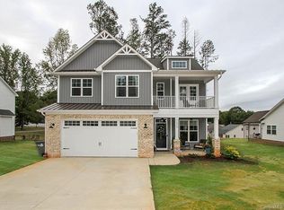1209 Robinhood Ln, Kannapolis, NC 28081