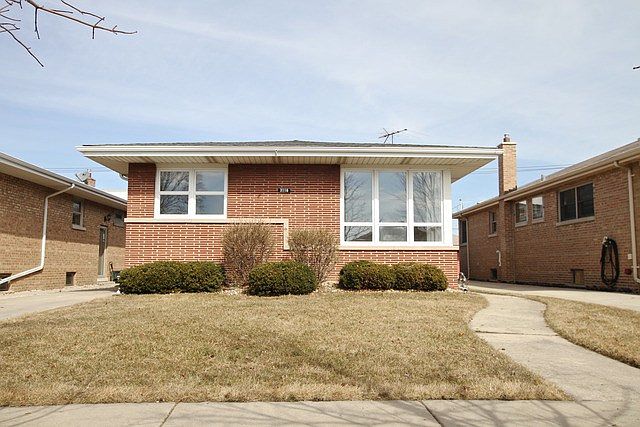 1st image of 3116 W 100th St