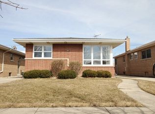 3116 W 100th St, Evergreen Park, IL 60805