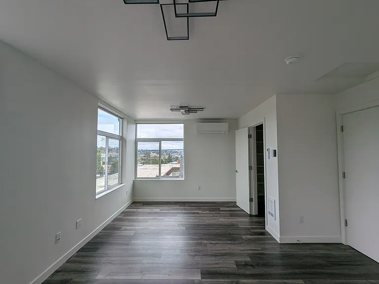 33 W Etruria St — Photo 55