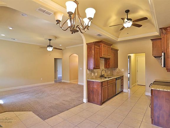 4th image of 8033 Tuscany Dr