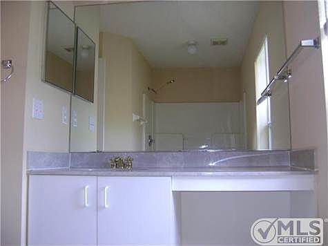 4th image of 1644 SW Lantern Ave