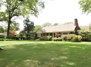 407 E Adams Ave, Greenwood, MS 38930