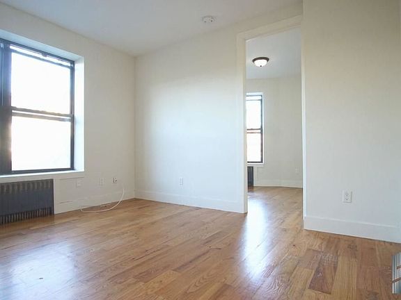 2nd image of 567 E 22nd St APT C3