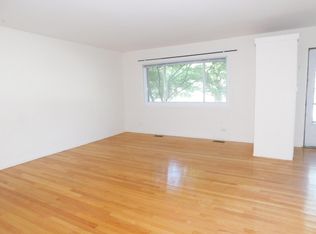 914 Columbus St, Wilmette, IL