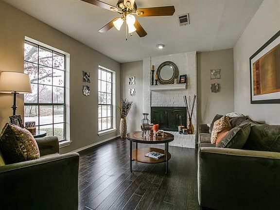 5th image of 2752 E Wentwood Dr