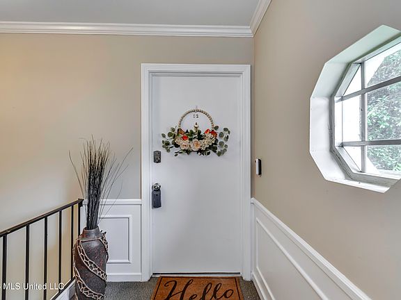 4th image of 5025 Wayneland Dr APT D12