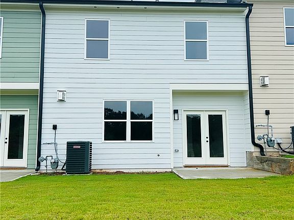 2nd image of 29 Crest Dr #4