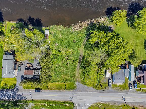 3rd image of 68 Queen St