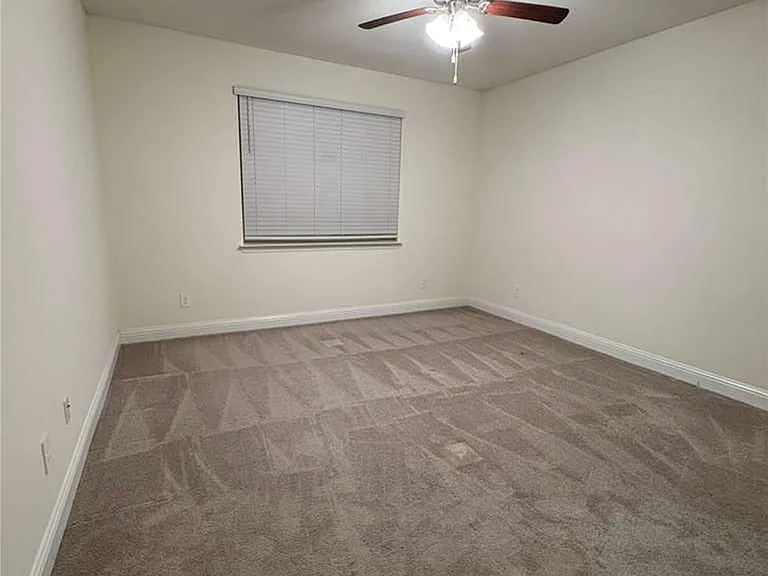 414 Parkford Dr — Photo 12