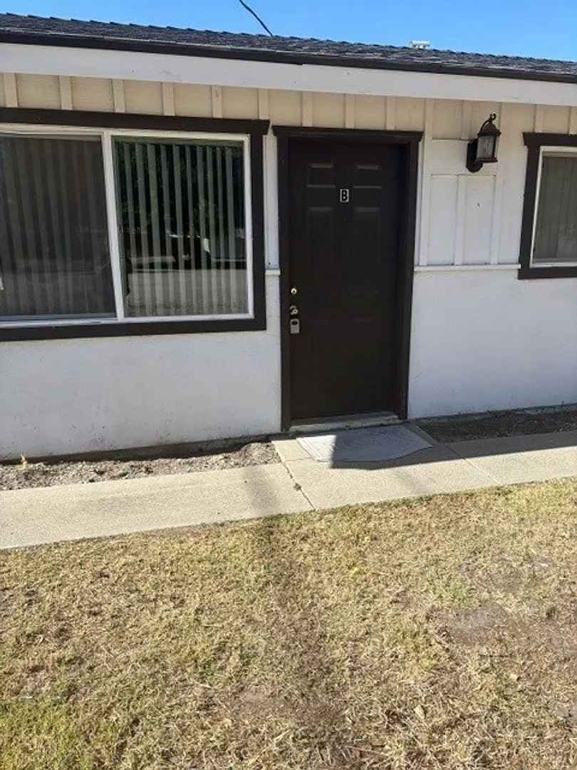 One bedroom Apartment — Photo 2