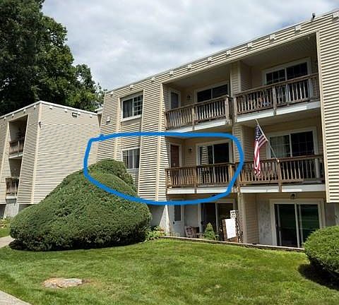 3rd image of 525 Fox Run Lane