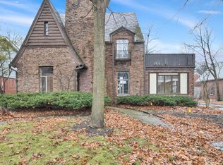 823 Hutchison Rd, Flossmoor, IL 60422