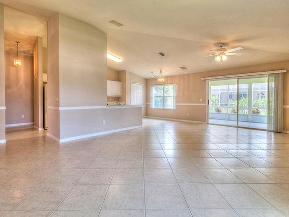 4th image of 6132 Jasmine Vine Dr