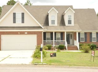 5005 Miranda Dr, Hope Mills, NC 28348