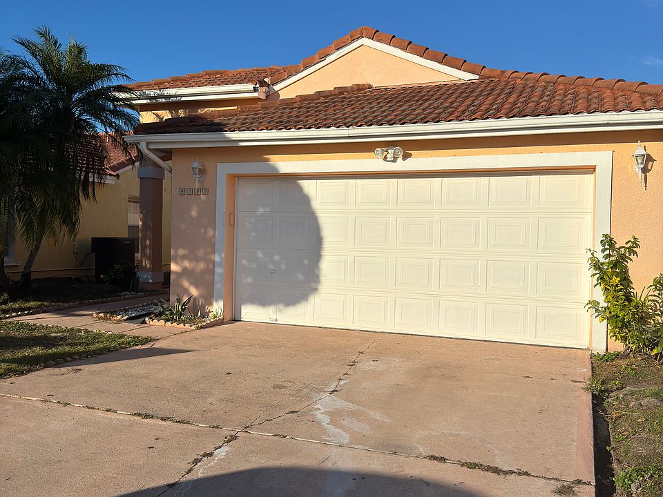 1st image of 2323 Santa Lucia St