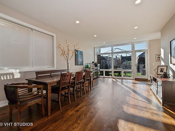 5th image of 1522 W Huron St #Penthouse E