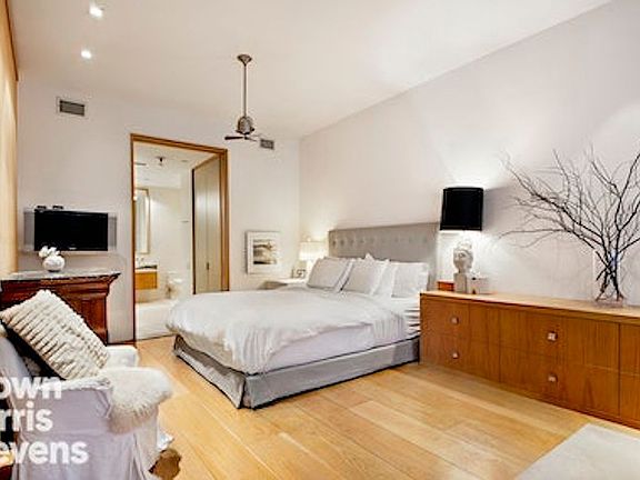 3rd image of 497 Greenwich St #3C
