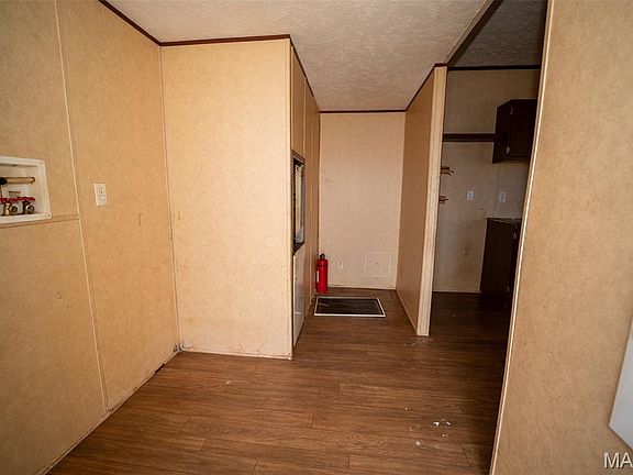 2nd image of 10395 County Road 2080