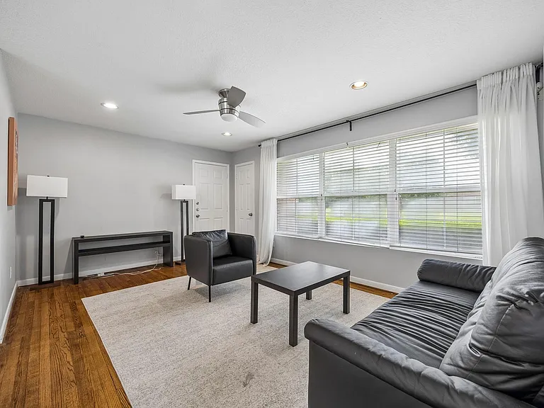 3237 Rosedale St #2 — Photo 6