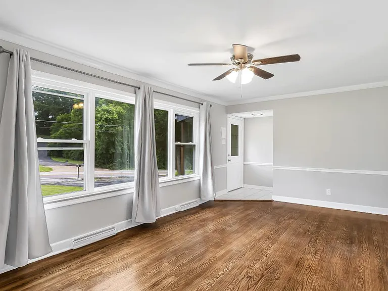 5468 Ringer Rd — Photo 6