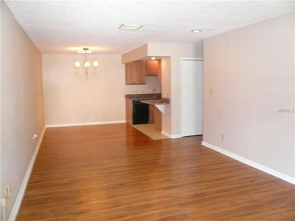 2nd image of 2854 Plaza Terrace Dr #2854