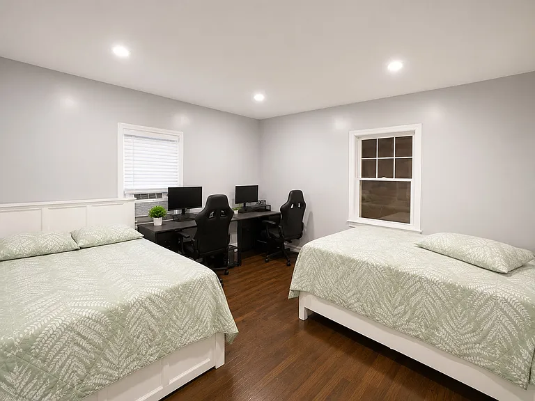 28 Linden Ave #1 — Photo 3