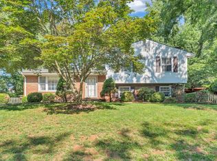 3403 Greencliff Rd, Roanoke, VA 24018