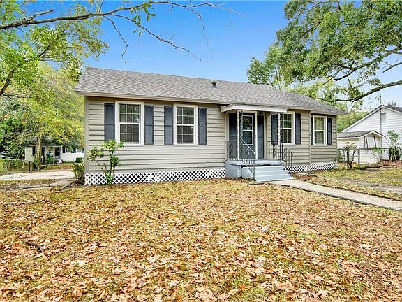 3rd image of 322 2nd St