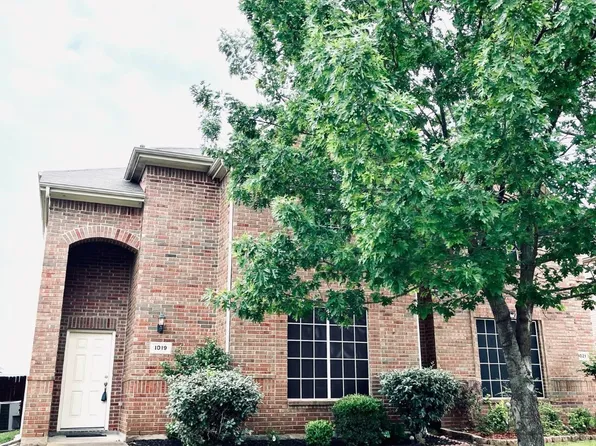 1019 Jamie Dr, Grand Prairie, TX 75052