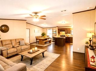 149 High Ridge Meadows Dr, Gonzales, TX 78629